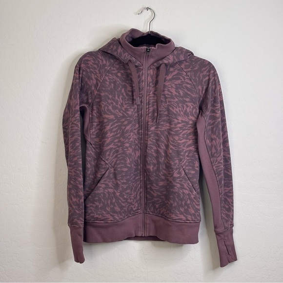 Athleta Sweaters - ATHLETA Triumph Printed Hoodie Sz S Smoked Mauve Brown Lynx Sweatshirt Jacket